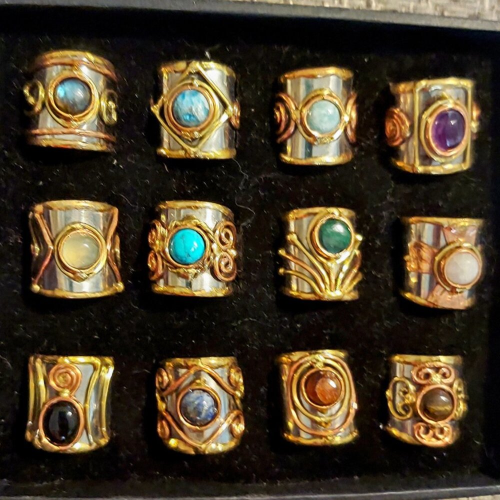 Rings - Picture 3 of 6